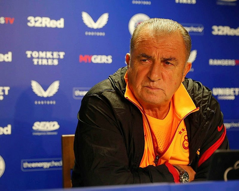 Galatasaray'da 3 ayrılık birden