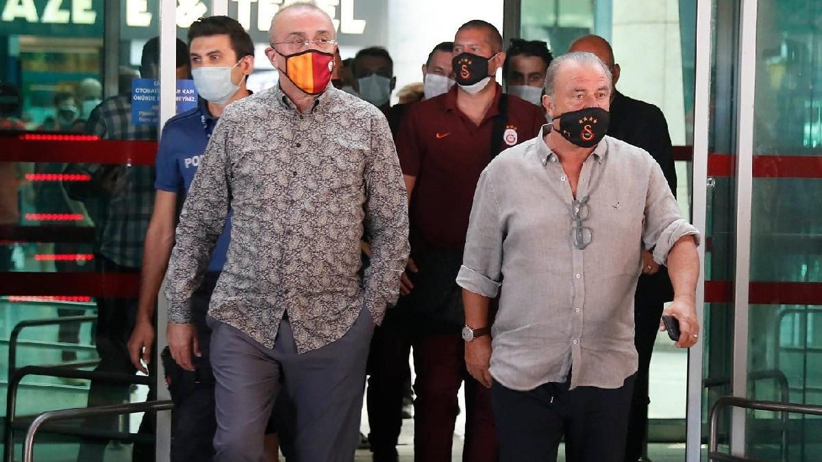 Abdurrahim Albayrak istifadan döndü