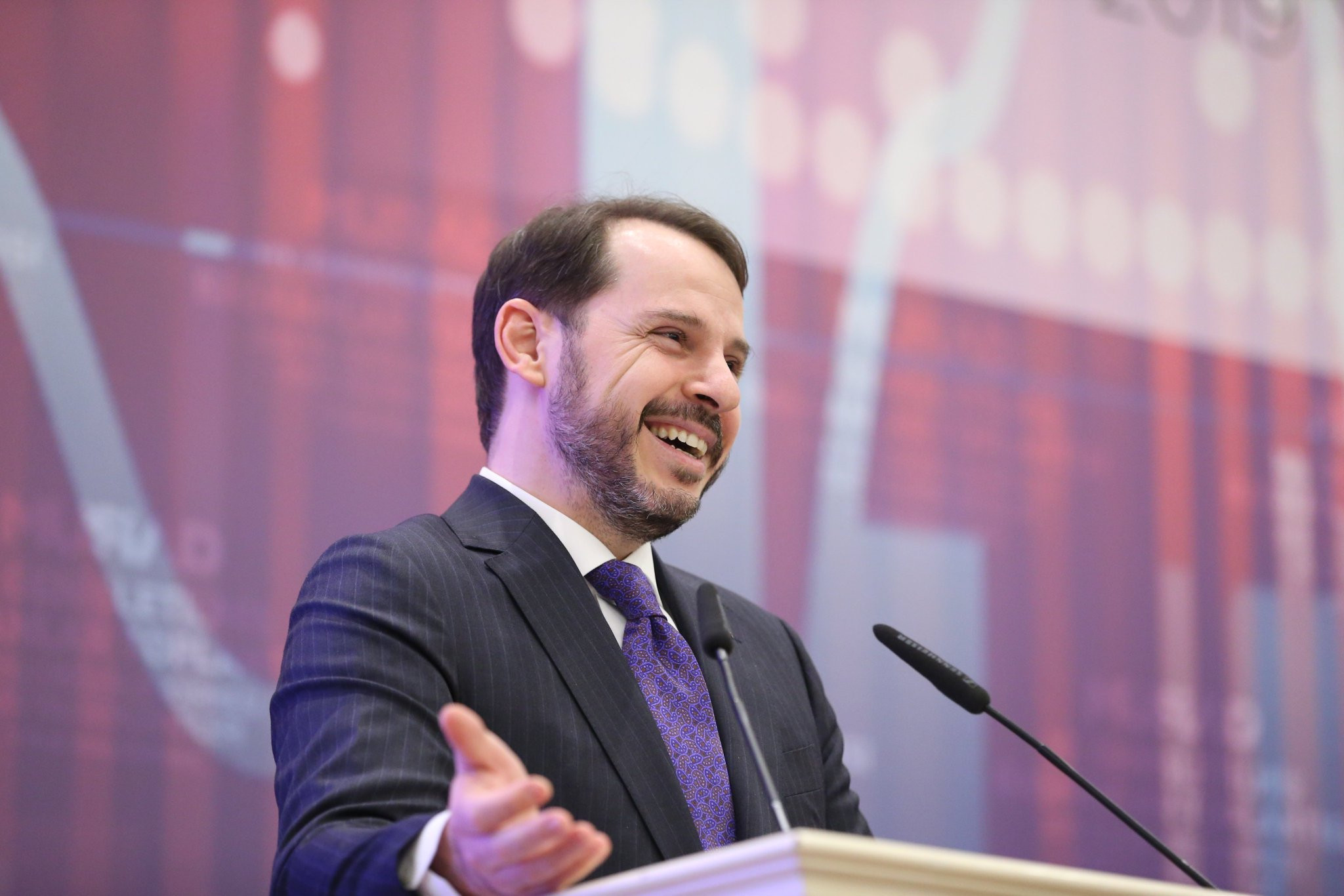 ''Albayrak gitti, yabancı sermaye geldi''