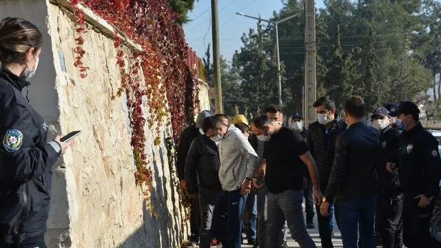Darp ettikleri şahsı alıkoyan 12 kişi gözaltına alındı