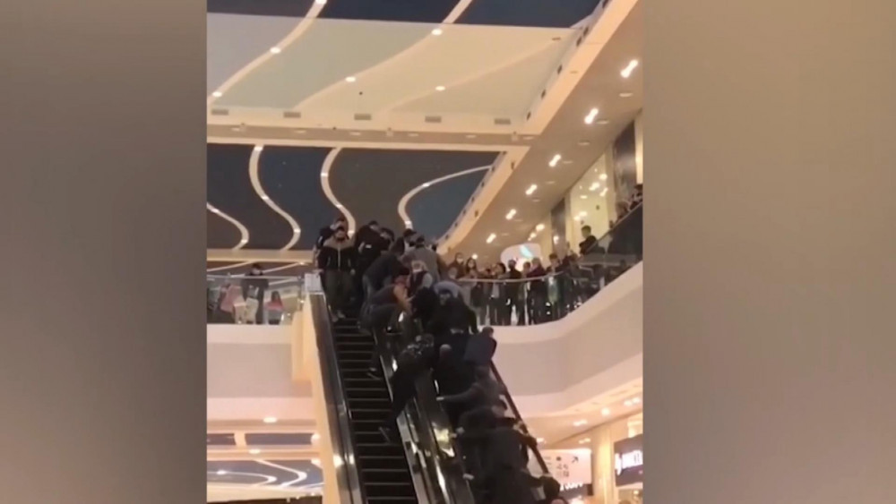 Dev AVM bir çocuğun çığlık sesleriyle yankılandı - Resim: 4