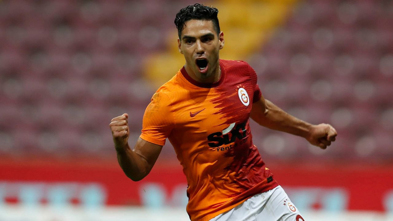 Galatasaray Falcao'yu göndermek istiyor!