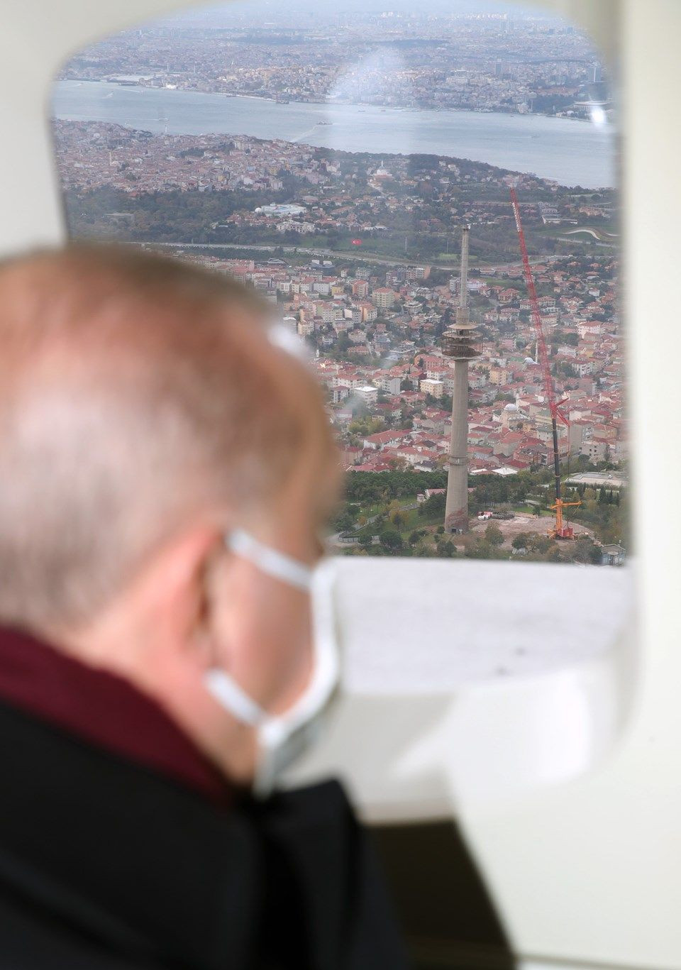 Erdoğan, Çamlıca tepesindeki çalışmaları havadan inceledi