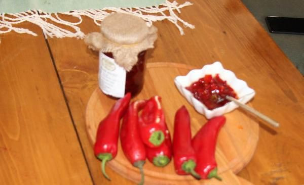 En acı biberden reçel yapıyorlar