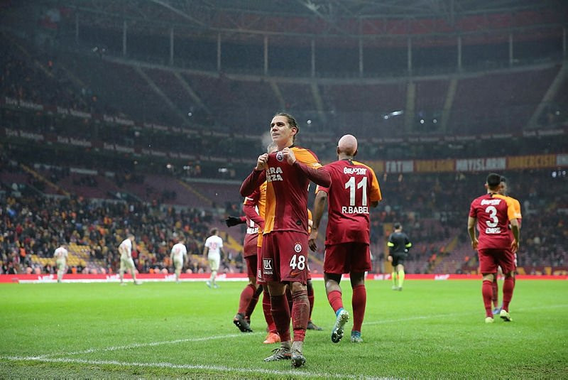 Galatasaray'dan Taylan Antalyalı'ya zam