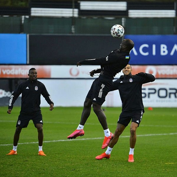 İşte Beşiktaş-Başakşehir maçının muhtemel 11'leri
