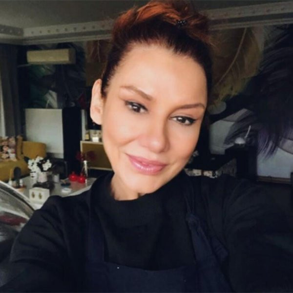 Demet Akalın ile Deniz Seki'nin dostluğu canlı yayında bitti