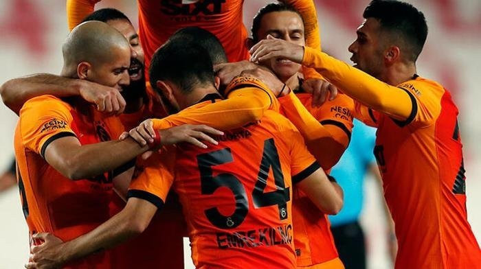 Galatasaray'dan dev golcü hamlesi