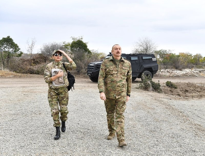 Aliyev gönülleri fethetti