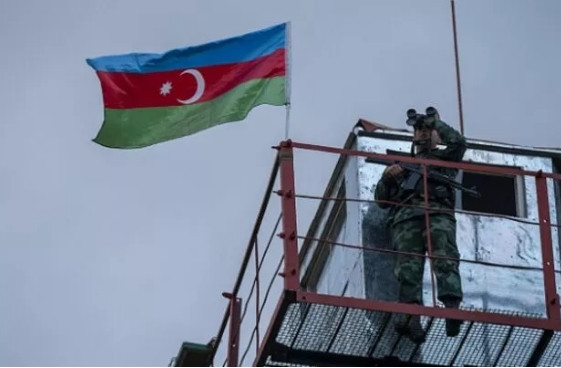 Azerbaycan ordusu 27 yıl sonra Kelbecer'e girdi