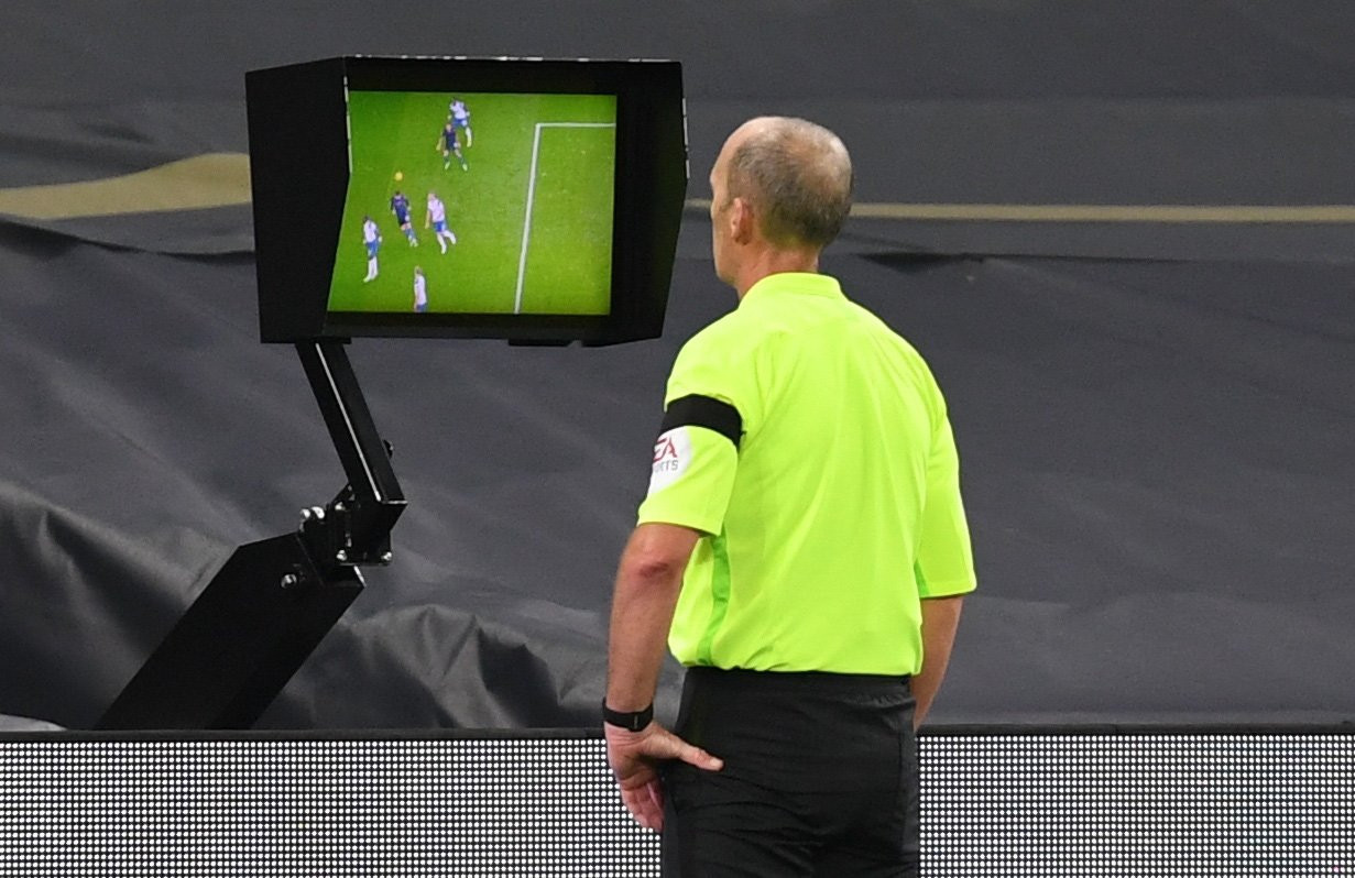 IFAB'dan ofsayt ve VAR için yeni düzenleme!