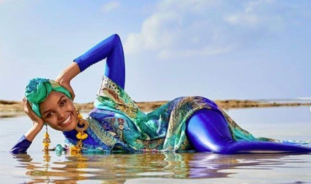 İlk tesettürlü model pişman olup podyumu bıraktı