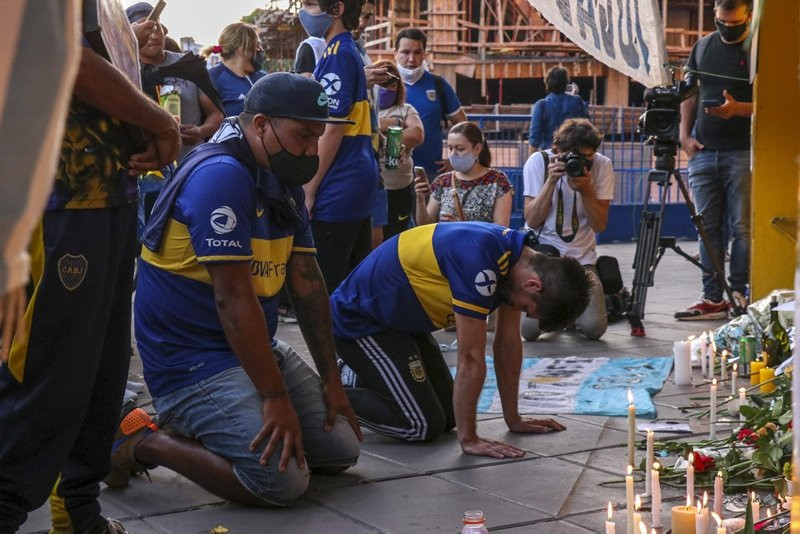 Gözyaşları sel oldu! İşte Arjantin'in Maradona'ya vedası