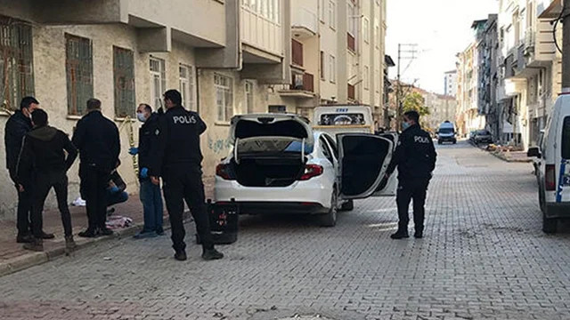 Elazığ'da 21 yaşındaki genç bıçaklanarak öldürüldü