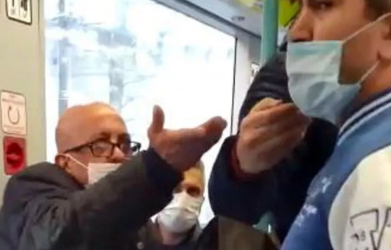 İstanbul'da tramvayda maske kavgası