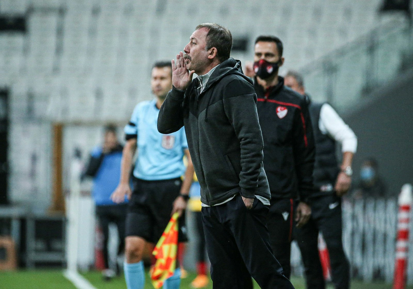 Sergen Yalçın derbi taktiğini belirledi