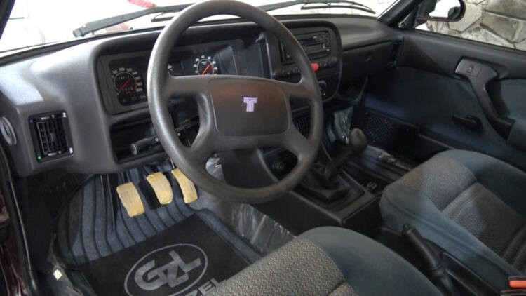 1997 model Tofaş Doğan SLX'i fabrikadan ilk çıktığı gibi...