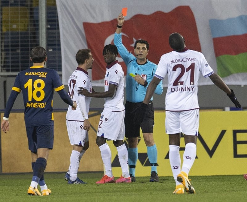 Trabzonspor'da Afobe, Nwakaeme ve Abdülkadir Ömür'e flaş eleştiri!