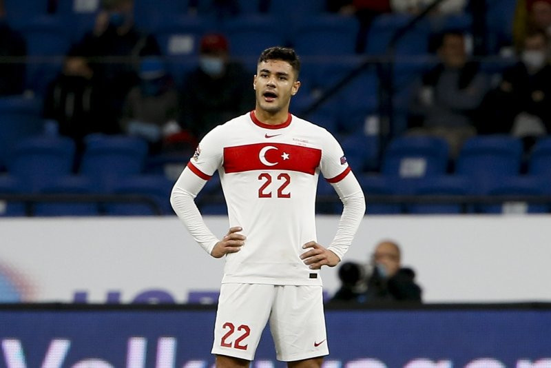 Schalke'nin yıldızı Ozan Kabak İtalya yolcusu!