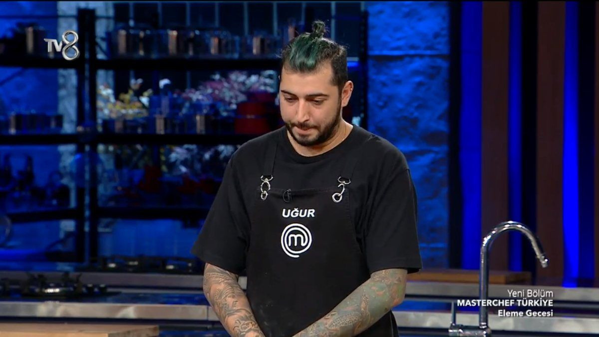 Masterchef Uğur diskalifiye oldu! Ağladı özür diledi