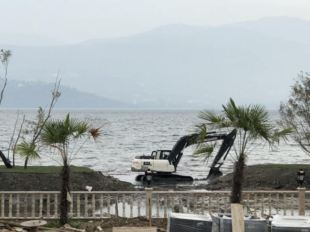 Sapanca Gölü'nde tepki çeken olay!