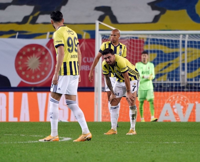 Fenerbahçe'de derbi sonrası flaş ayrılık!