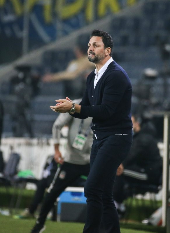 Fenerbahçe'de Beşiktaş yenilgisinin faturası 2 yıldıza kesildi!