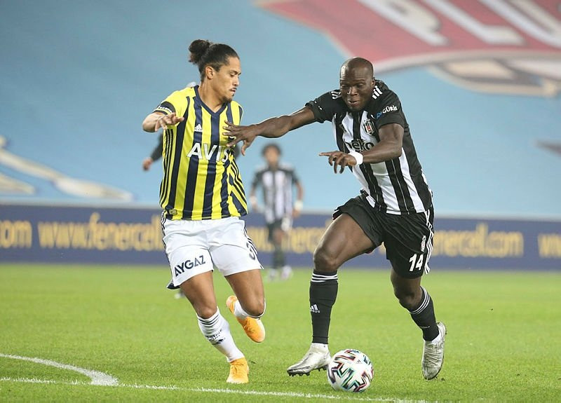 Fenerbahçe'de Beşiktaş yenilgisinin faturası 2 yıldıza kesildi!