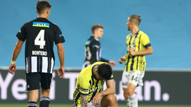 Fenerbahçe'de Beşiktaş yenilgisinin faturası 2 yıldıza kesildi!
