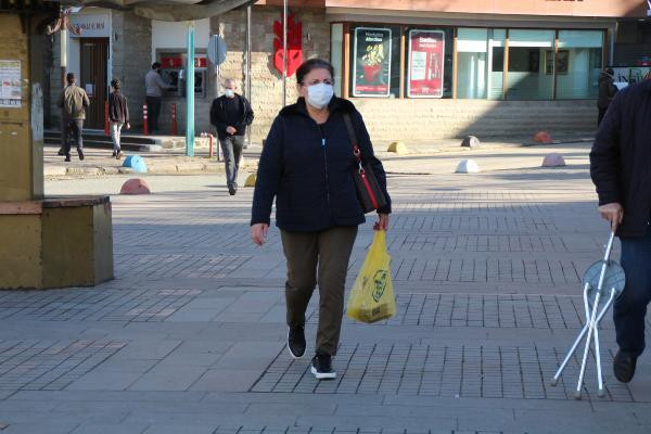 Tedbirlere uyulan o ilçede harita maviye döndü