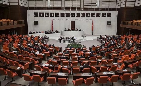 İki bakanlığın bütçeleri Meclis'te kabul edildi