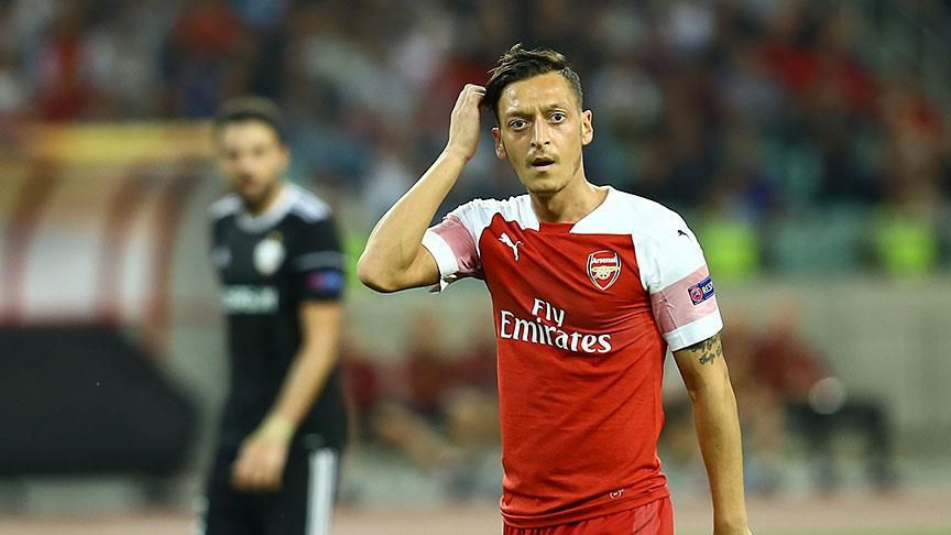 Fenerbahçe'de Emre Belözoğlu, Mesut Özil için devrede