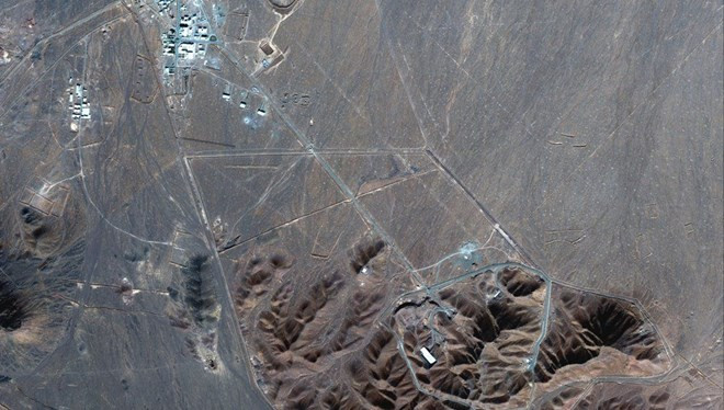 İran yer altına nükleer tesis inşa ediyor