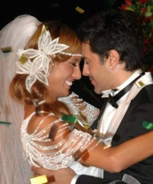 Çağla Şıkel: ''Mükemmel anne olmaya çalışmayın''