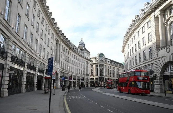 Londra tüm mağazalar kapatıldı!