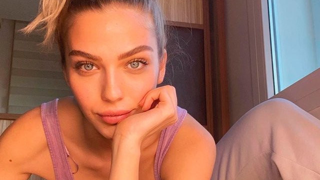 Yasemin Şefkatli, pijama paylaşımıyla olay oldu