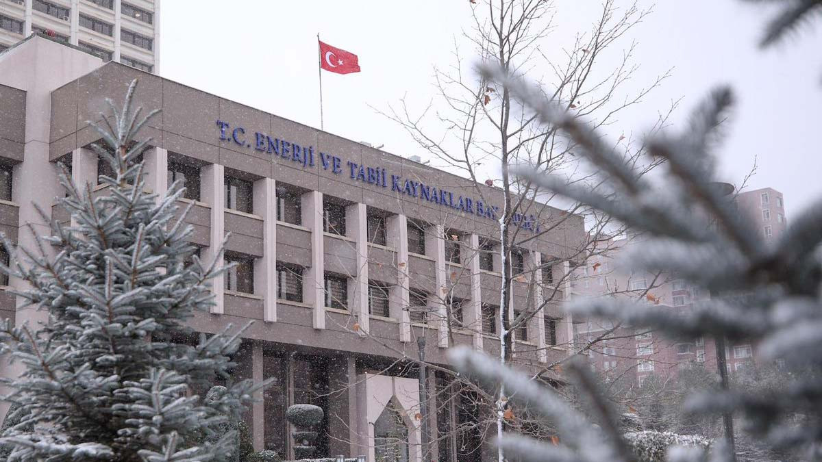 Bakanlığa 20 uzman yardımcısı alınacak