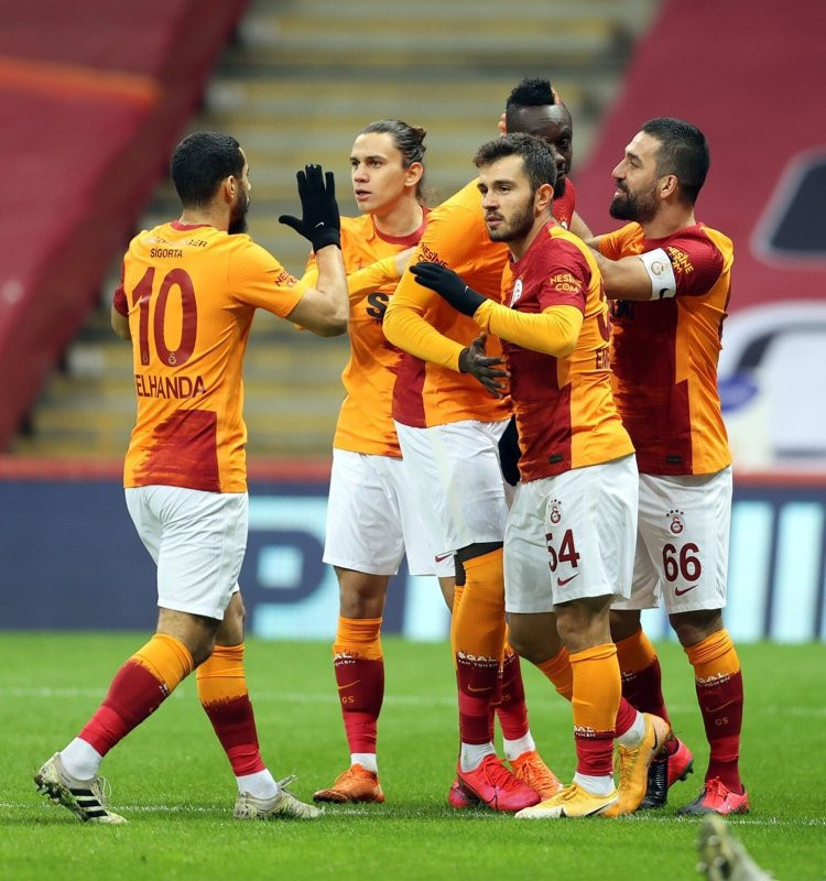 Galatasaray'dan sürpriz transfer kararı - Resim: 2