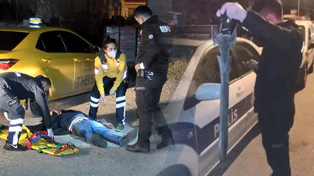 İstanbul'da şoke eden olay! Taksi durağına kılıçla saldırdı!
