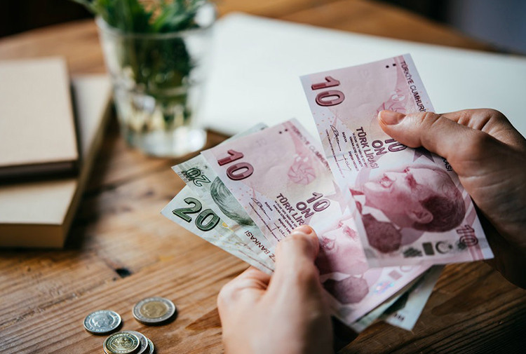 Bakan duyurdu! Öğrencilere burs ve kredi ödemeleri başlıyor