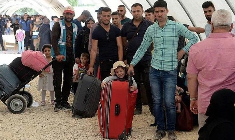 Almanya, Suriyelileri sınırdışı etmeye başlıyor