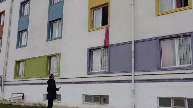 Filmleri aratmayan olay! 17 yaşındaki korona hastası yurttan böyle kaçtı!