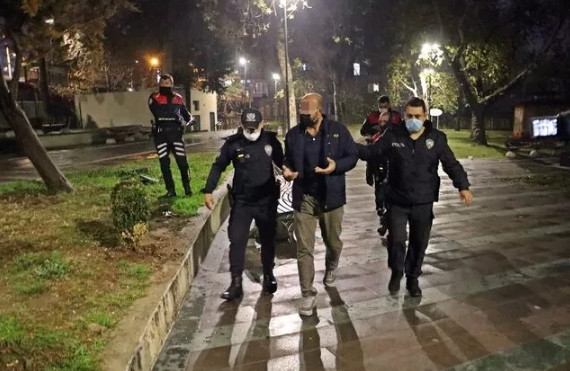 ''Apo'nun askeri'' gözaltında!