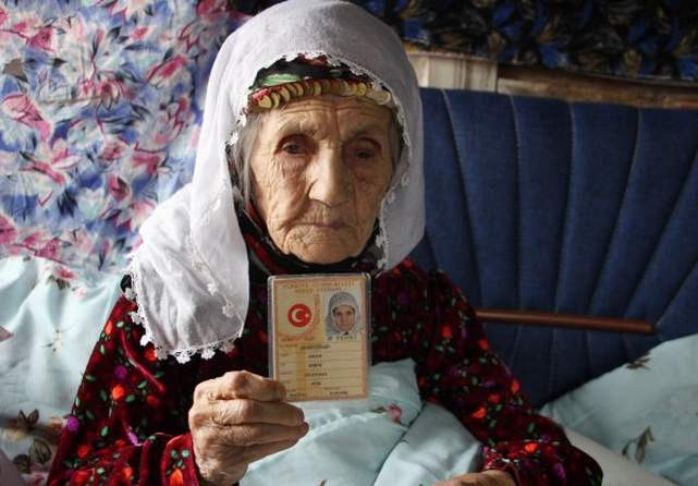 Emine nine 101 yaşında koronavirüsü yendi
