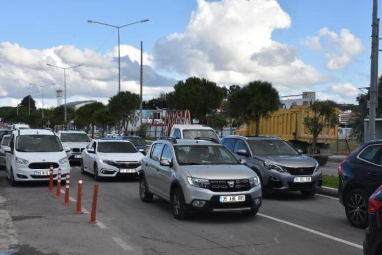 Çeşme'de yılbaşı yoğunluğu! Güvenlik güçleri alarma geçti