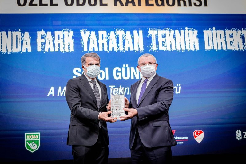 Fotomaç yılın en iyileri ödül töreni gerçekleşti