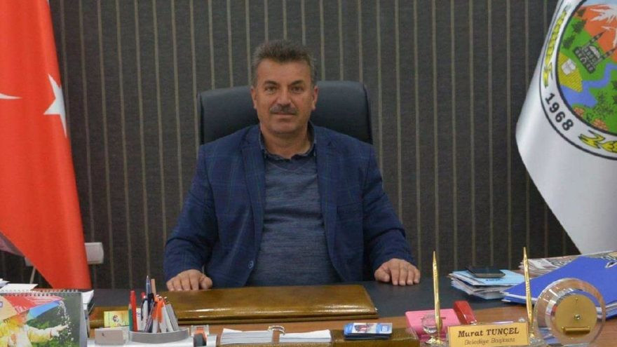 AK Patili başkan oğlunu belediyede işe aldı