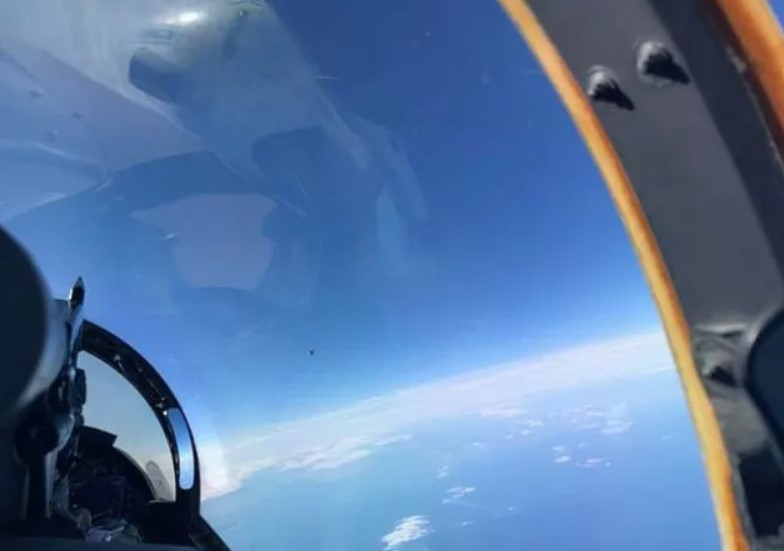 Pentagon'un UFO raporu! Savaş pilotunun çektiği fotoğraf sızdırıldı
