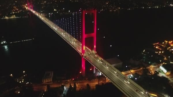 Kısıtlama sonrası sokaklar boş kaldı!