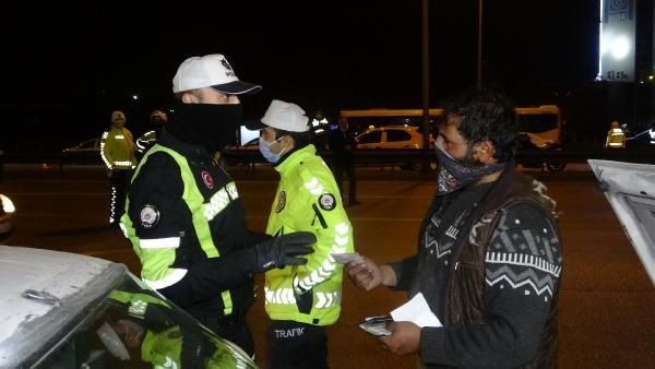 Sokağa çıkma yasağında polise yakalandı; savunmasıyla şaşırttı!